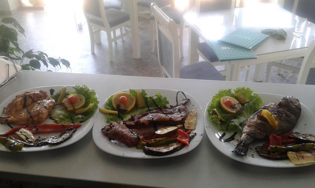 Hotel Ilio Ksamil Bagian luar foto