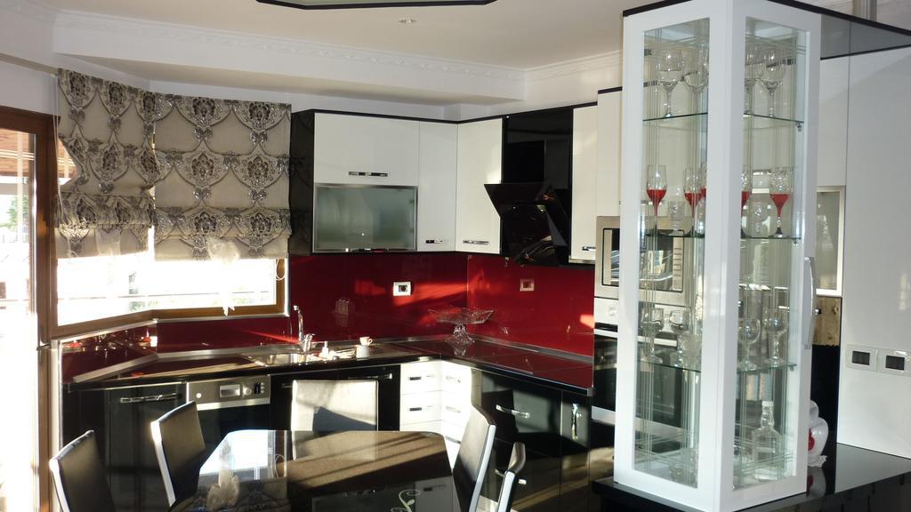 Hotel Ilio Ksamil Bagian luar foto