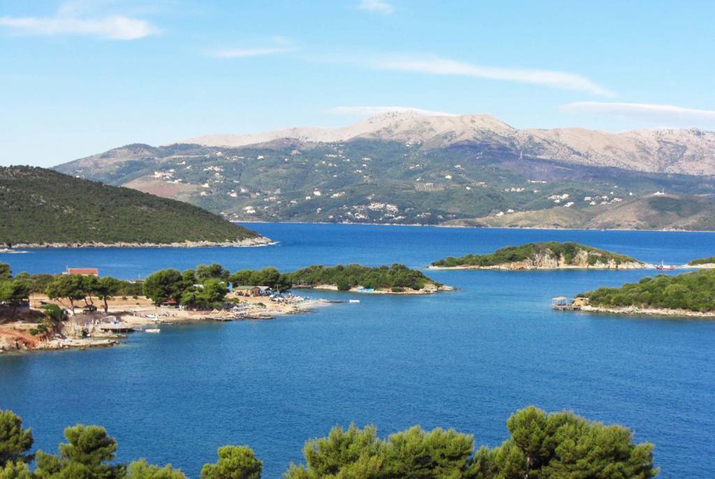 Hotel Ilio Ksamil Bagian luar foto