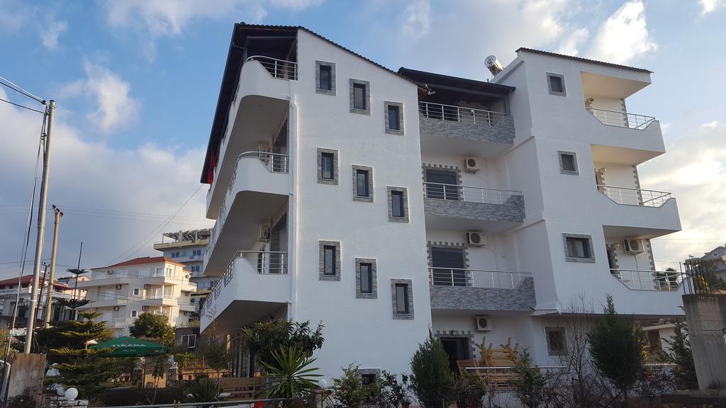 Hotel Ilio Ksamil Bagian luar foto